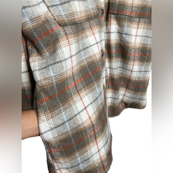 New Look Women’s Plaid Shaket - Picture 7 of 12